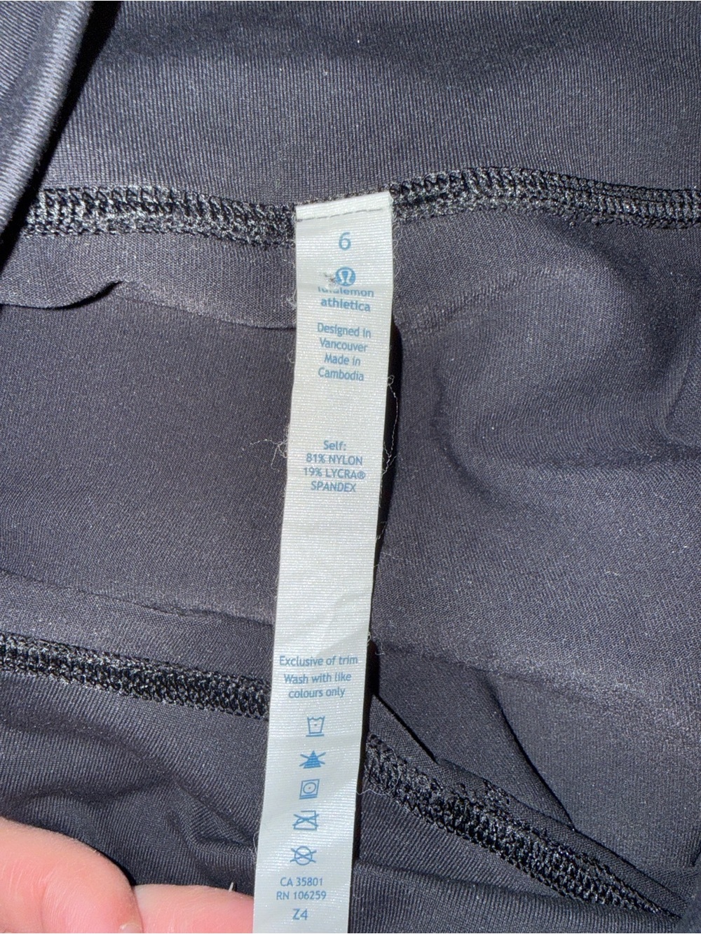 Lululemon Black Crop Leggings ✨
Size 6 - Picture 3 of 3